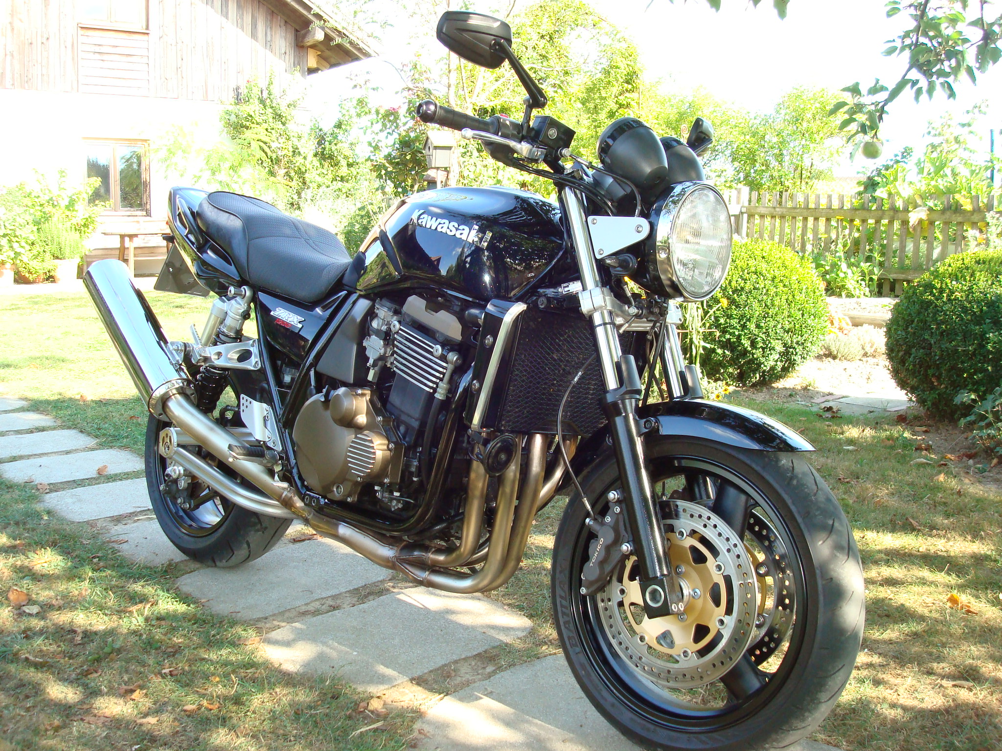 ZRX 1200N