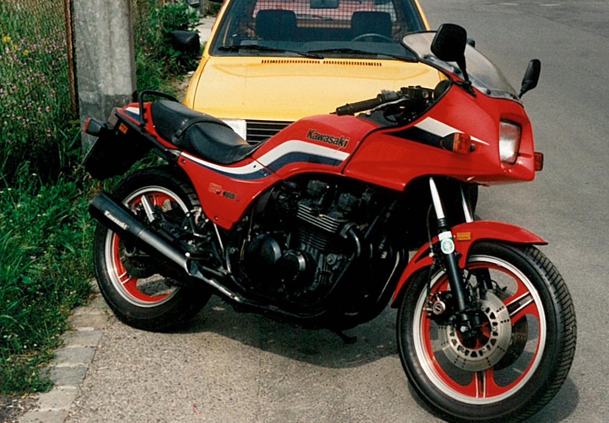 GPZ 750